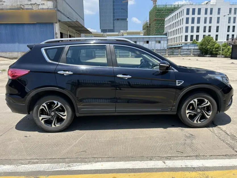 Dongfeng Aeolus AX7 2016 1.4T Manual Zhuyue Model — миниатюра 18