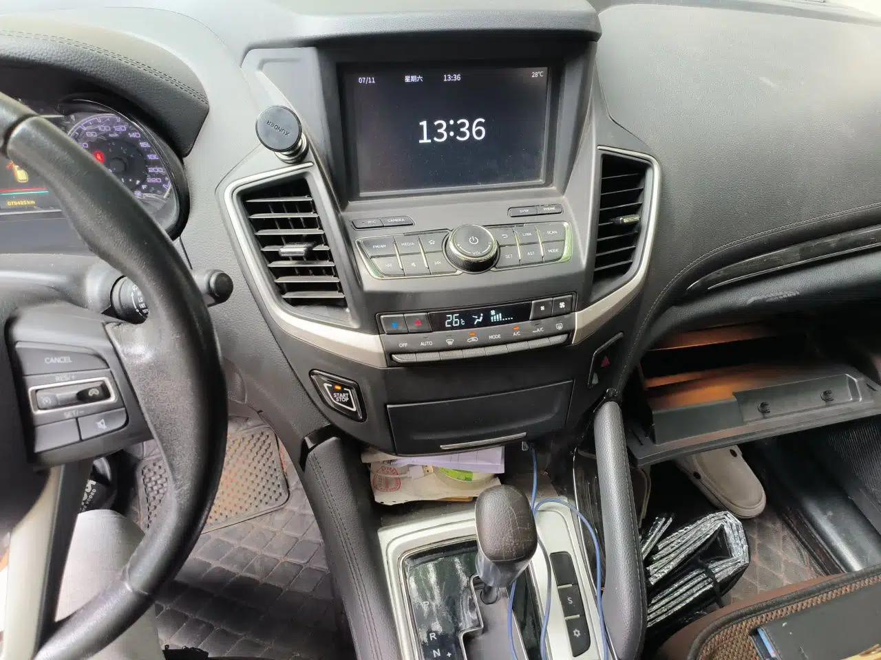 Dongfeng Aeolus AX7 2018 Classic 1.6T Automatic Luxury Model — миниатюра 10