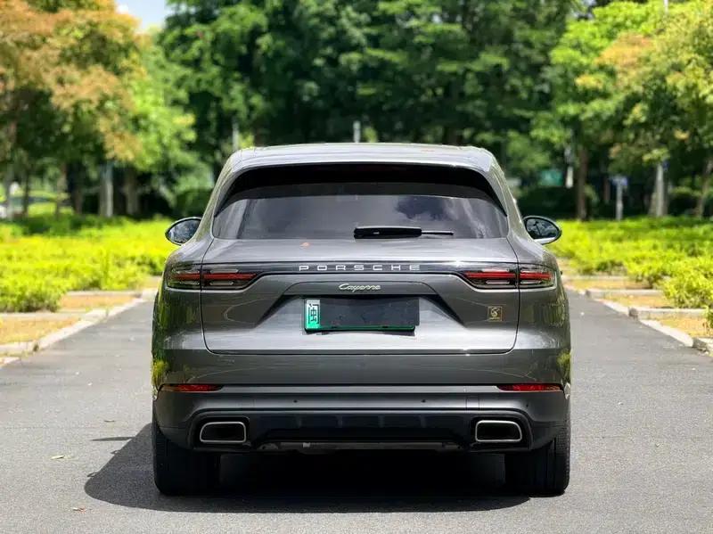 Cayenne E-Hybrid 2021 Cayenne E-Hybrid 2.0T — миниатюра 4