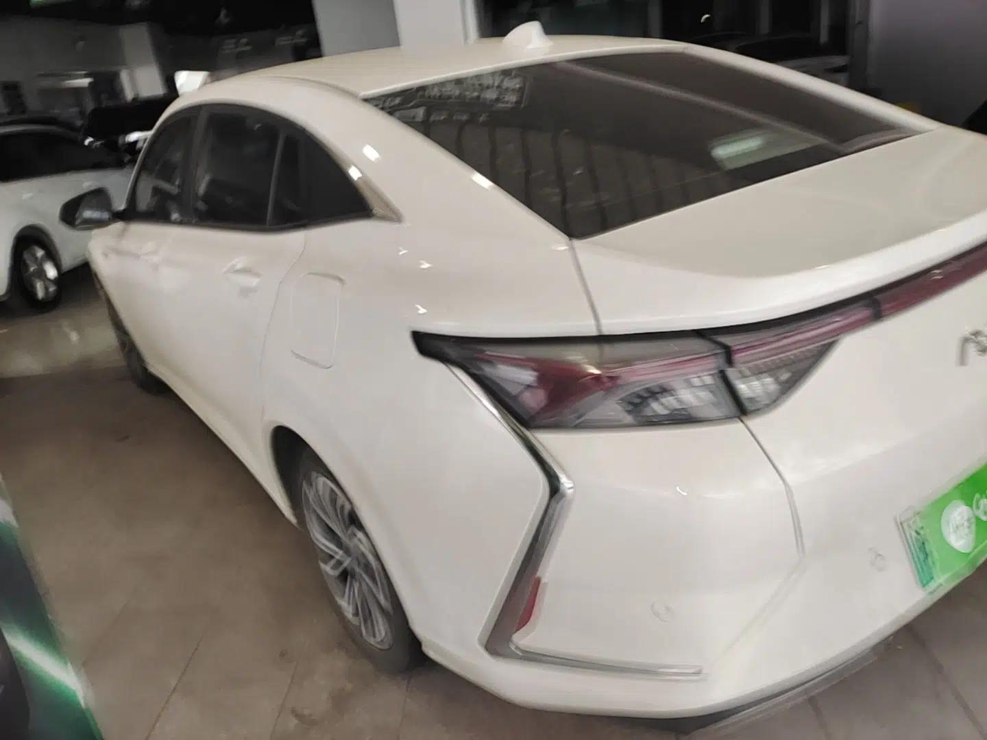 Dongfeng Aeolus Yixuan EV 2020 Zhiyue Model — миниатюра 13