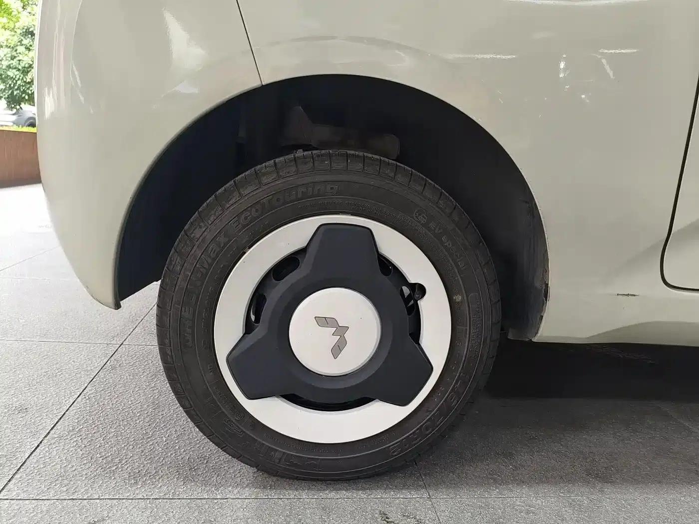 Hongguang MINIEV 2024 Third Generation 215km/h Youth Edition — миниатюра 18