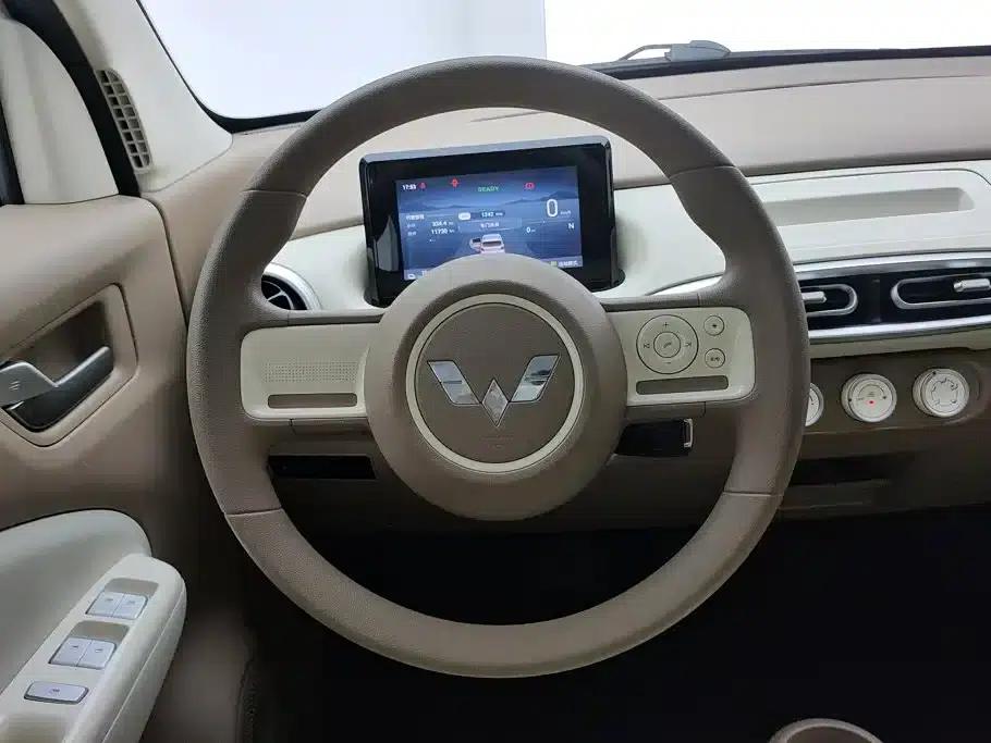 Hongguang MINIEV 2025 Fourth Generation Four-Door Advanced Model — миниатюра 15