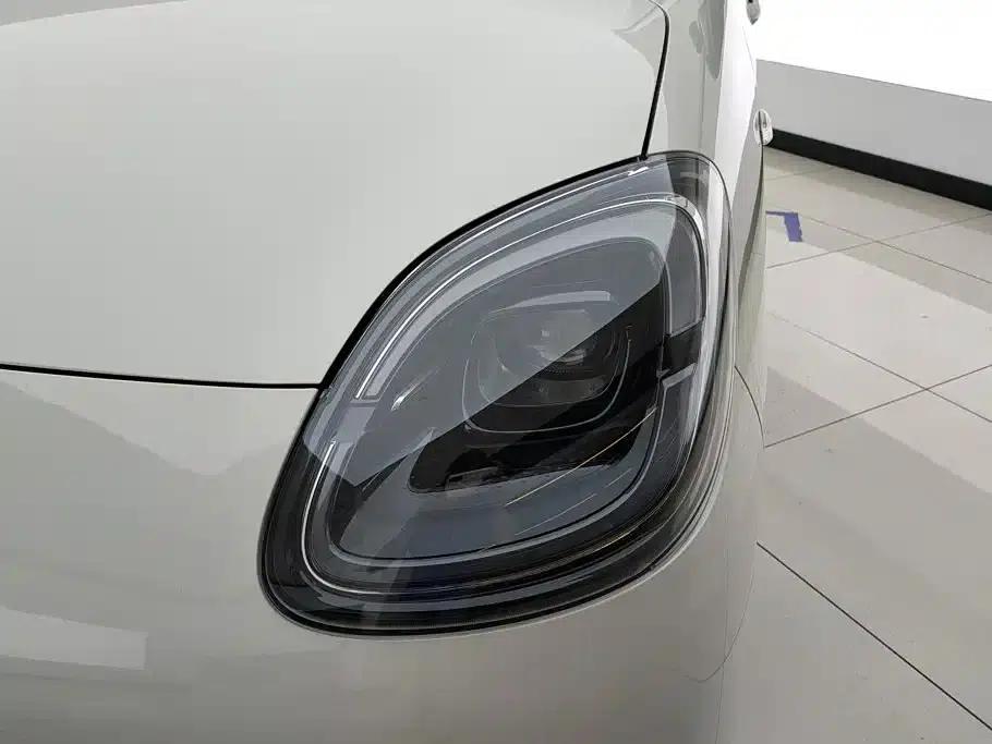 Hongguang MINIEV 2025 Fourth Generation Four-Door Advanced Model — миниатюра 5