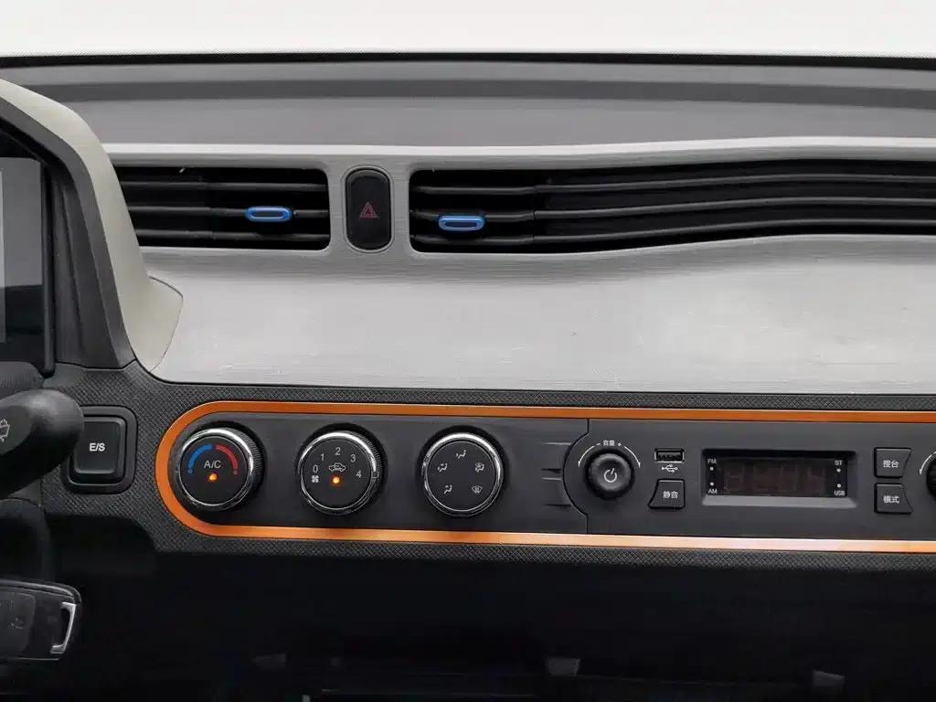 Hongguang MINIEV 2020 Model, Comfort Edition, Lithium Iron Phosphate — миниатюра 12