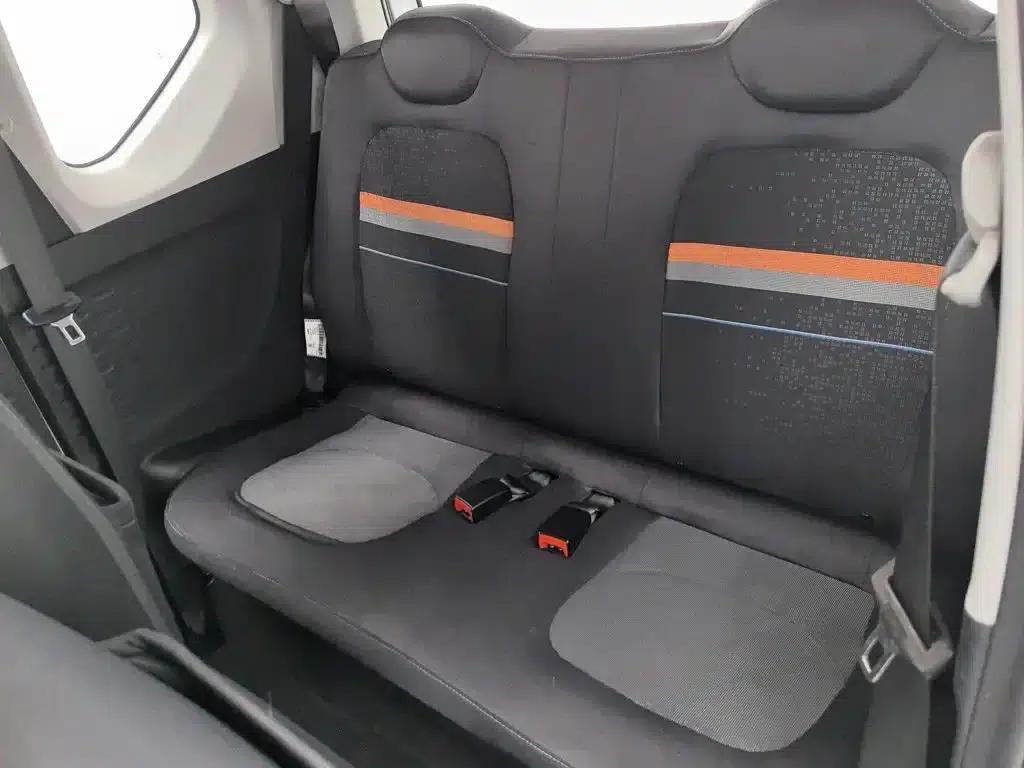 Hongguang MINIEV 2020 Model, Comfort Edition, Lithium Iron Phosphate — миниатюра 15