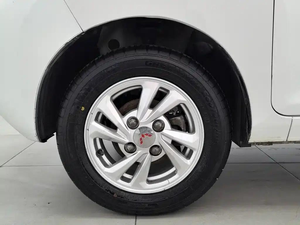 Hongguang MINIEV 2020 Model, Comfort Edition, Lithium Iron Phosphate — миниатюра 17