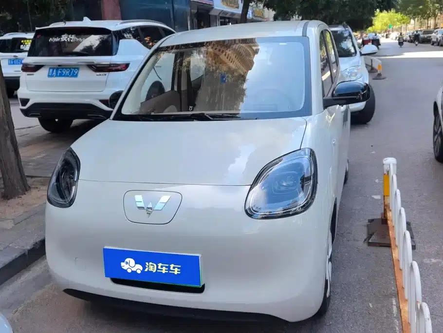 Hongguang MINIEV 2025 Fourth Generation Four-Door Advanced Model — миниатюра 2