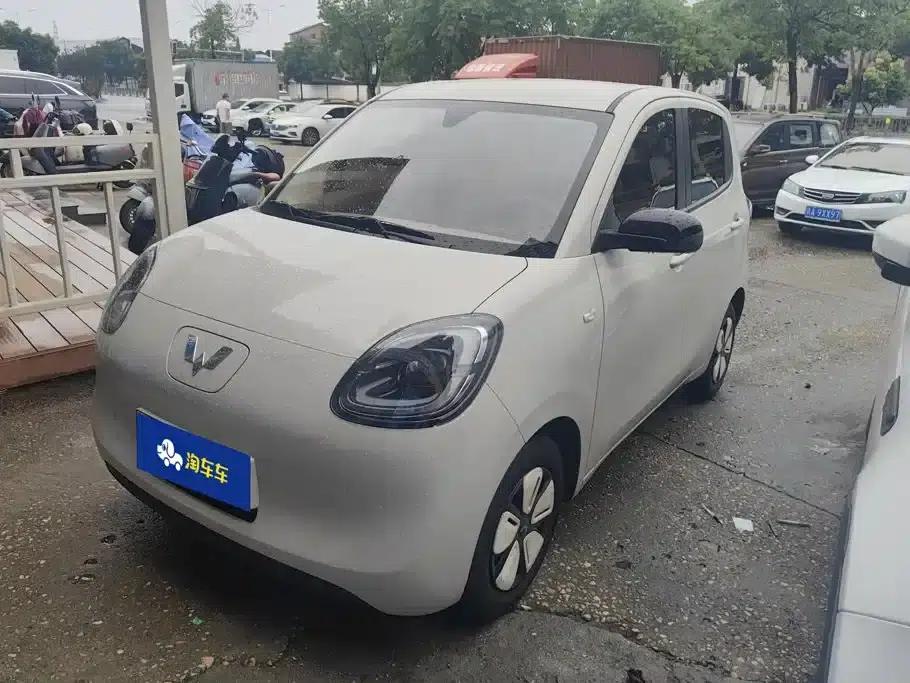 Hongguang MINIEV 2025 Fourth Generation Four-Door Advanced Model — миниатюра 1