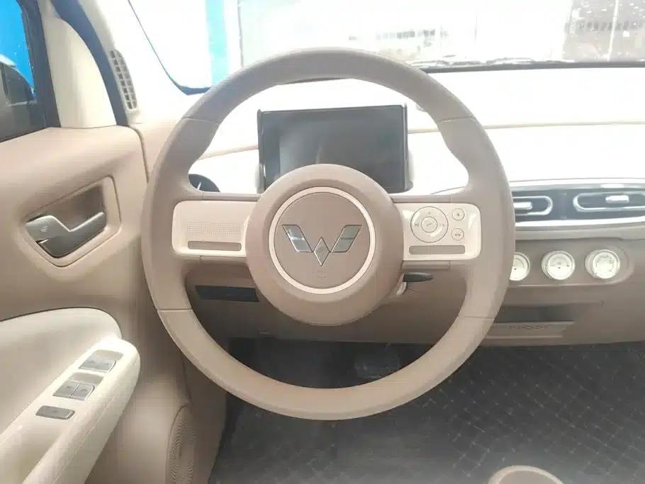 Hongguang MINIEV 2025 Fourth Generation Four-Door Advanced Model — миниатюра 15