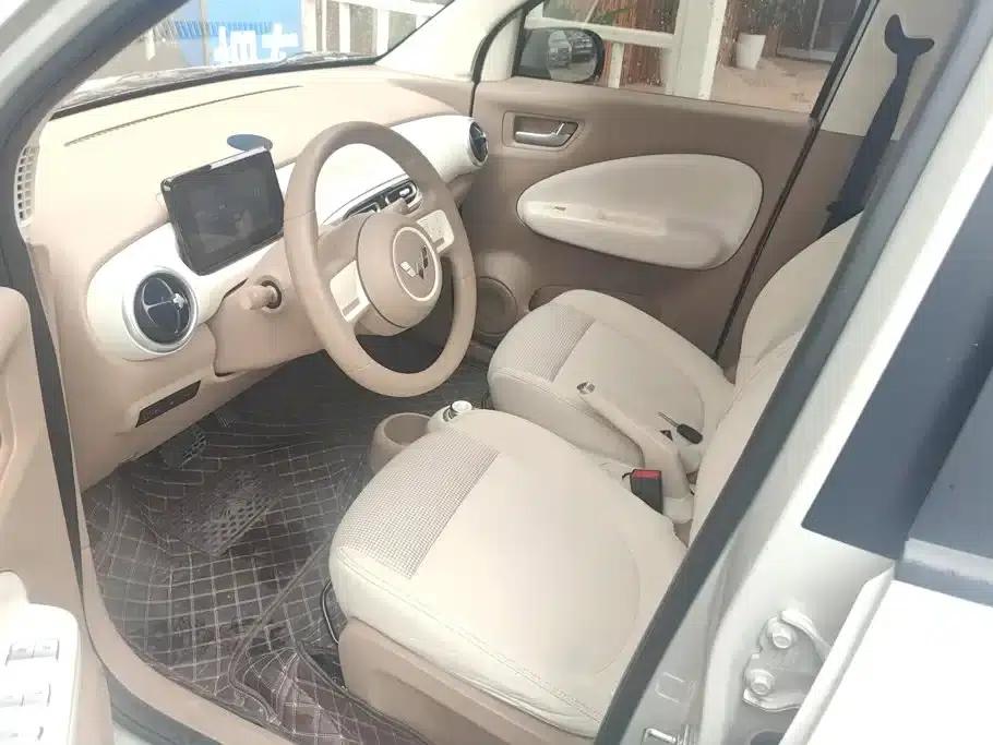 Hongguang MINIEV 2025 Fourth Generation Four-Door Advanced Model — миниатюра 9