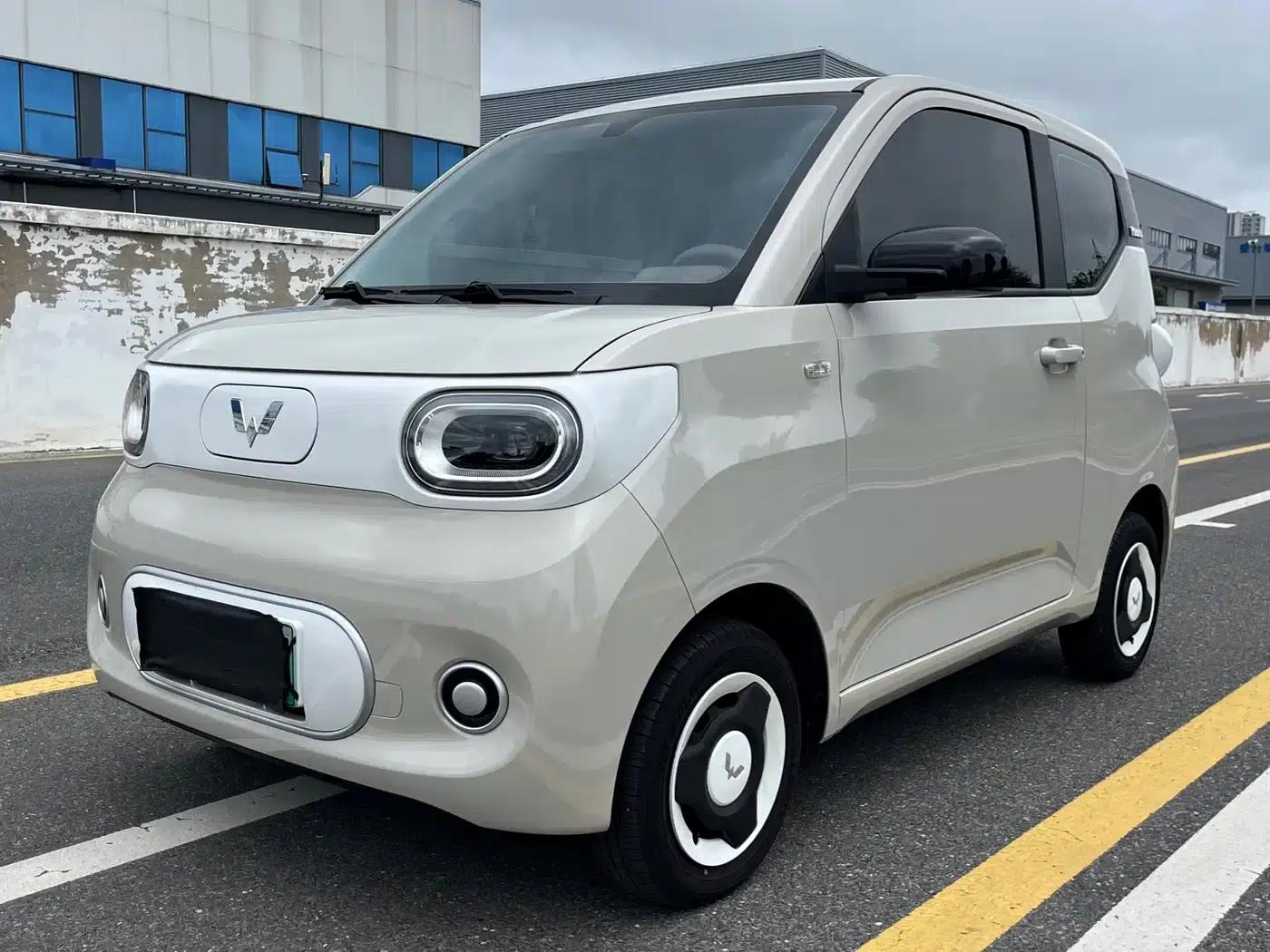 Hongguang MINIEV 2024 Third Generation 215km/h Advanced Edition — миниатюра 1