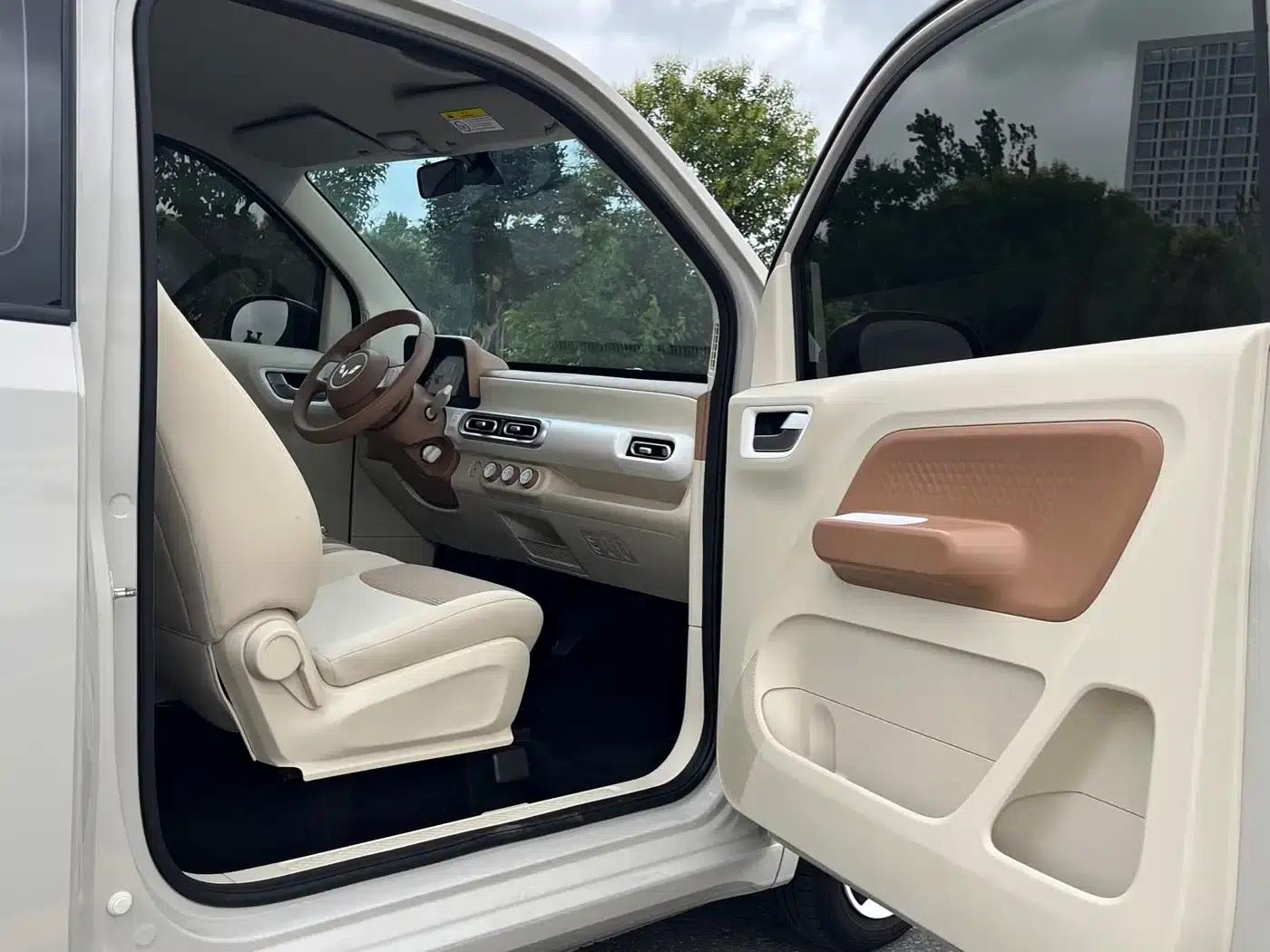 Hongguang MINIEV 2024 Third Generation 215km/h Advanced Edition — миниатюра 11