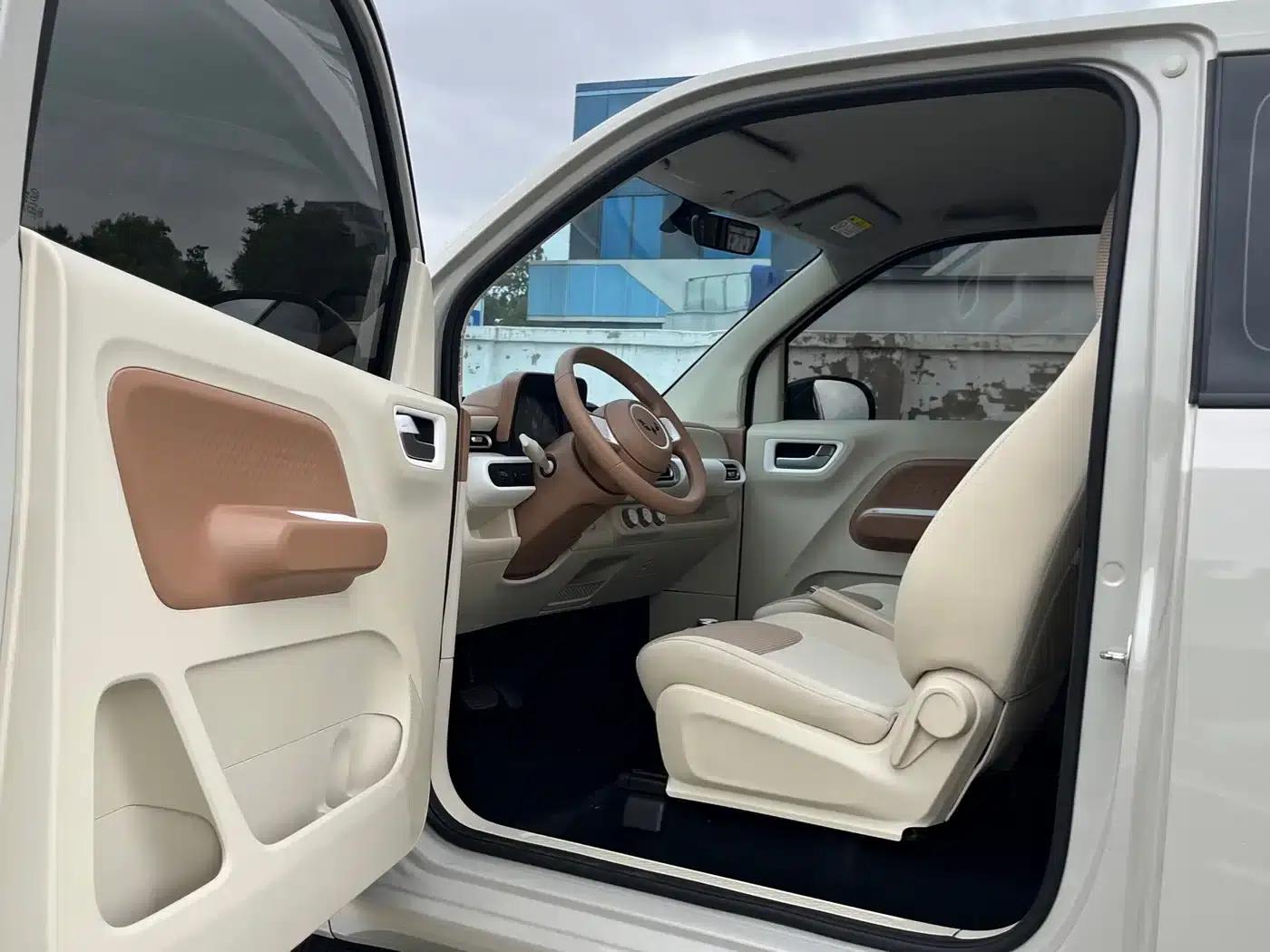 Hongguang MINIEV 2024 Third Generation 215km/h Advanced Edition — миниатюра 6