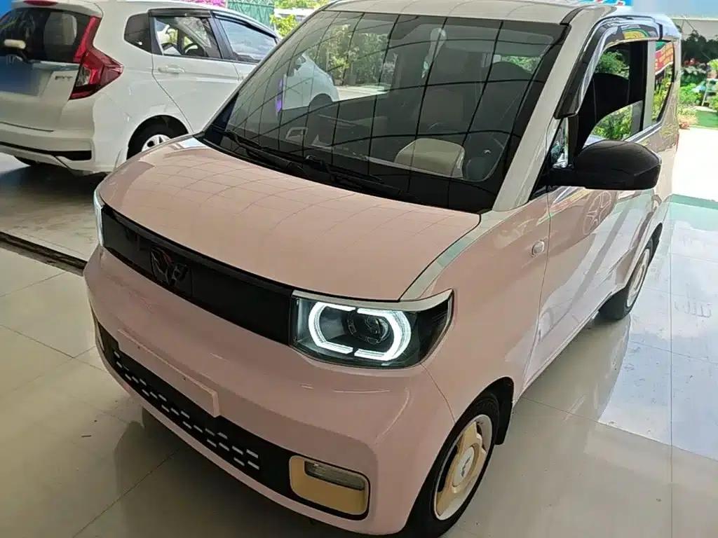 Hongguang MINIEV 2022 Enjoy Edition (Lithium Iron Phosphate) — миниатюра 2