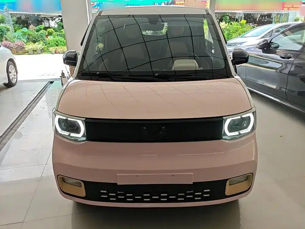 Hongguang MINIEV 2022 Enjoy Edition (Lithium Iron Phosphate) — миниатюра 3