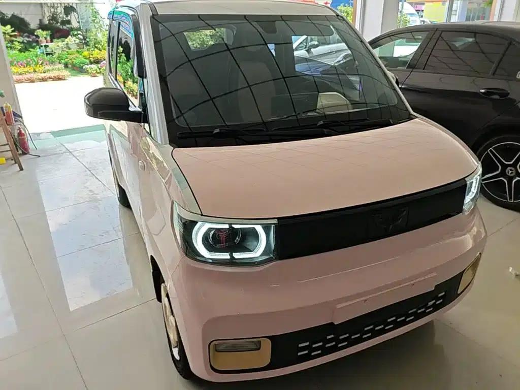 Hongguang MINIEV 2022 Enjoy Edition (Lithium Iron Phosphate) — миниатюра 4