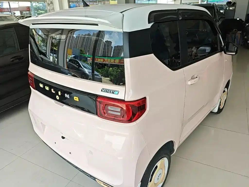 Hongguang MINIEV 2022 Enjoy Edition (Lithium Iron Phosphate) — миниатюра 7