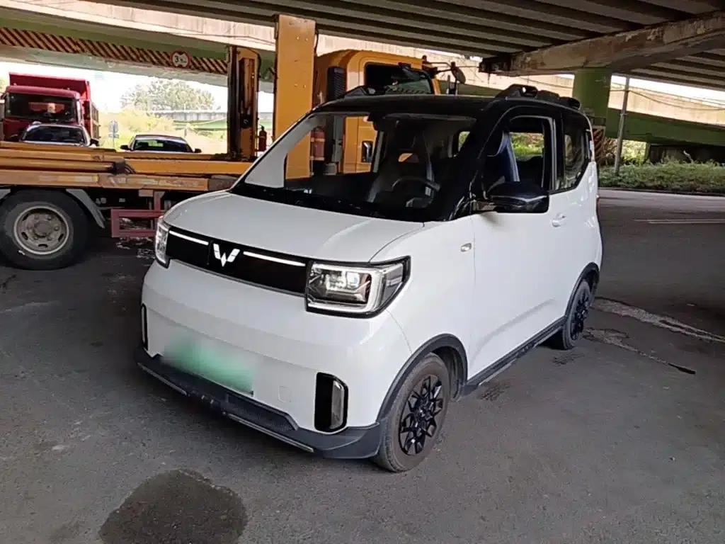 Hongguang MINIEV 2022 GAMEBOY 200km Sport Edition (Lithium Iron Phosphate) — миниатюра 1