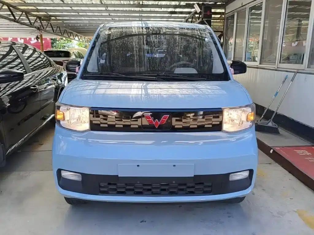 Hongguang MINIEV 2022 Easy Edition (Lithium Iron Phosphate) — миниатюра 3
