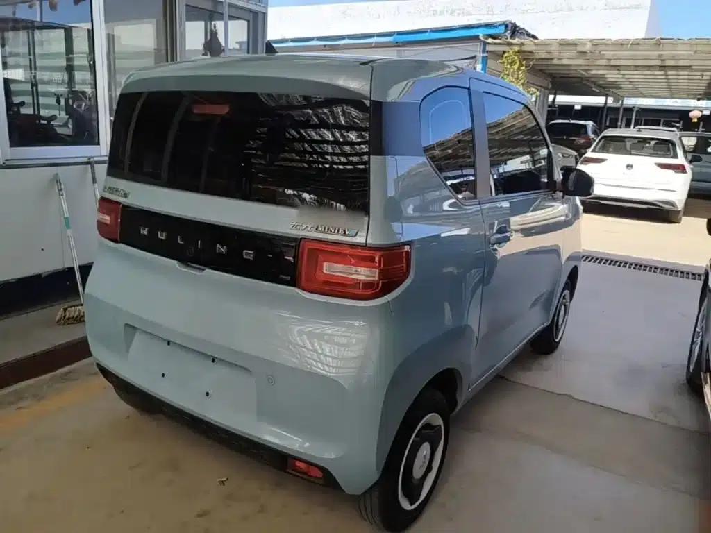 Hongguang MINIEV 2022 Easy Edition (Lithium Iron Phosphate) — миниатюра 7