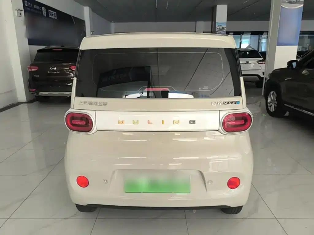 Hongguang MINIEV 2024 Third Generation 215km/h Youth Edition — миниатюра 6