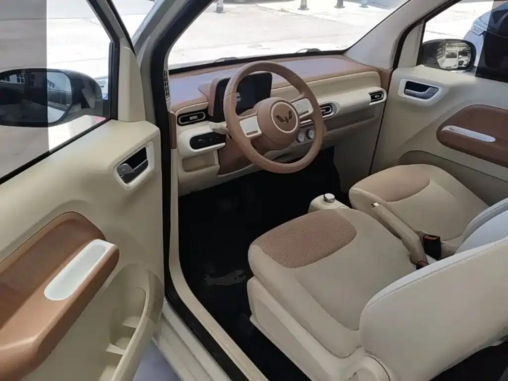 Hongguang MINIEV 2024 Third Generation 215km/h Youth Edition — миниатюра 16