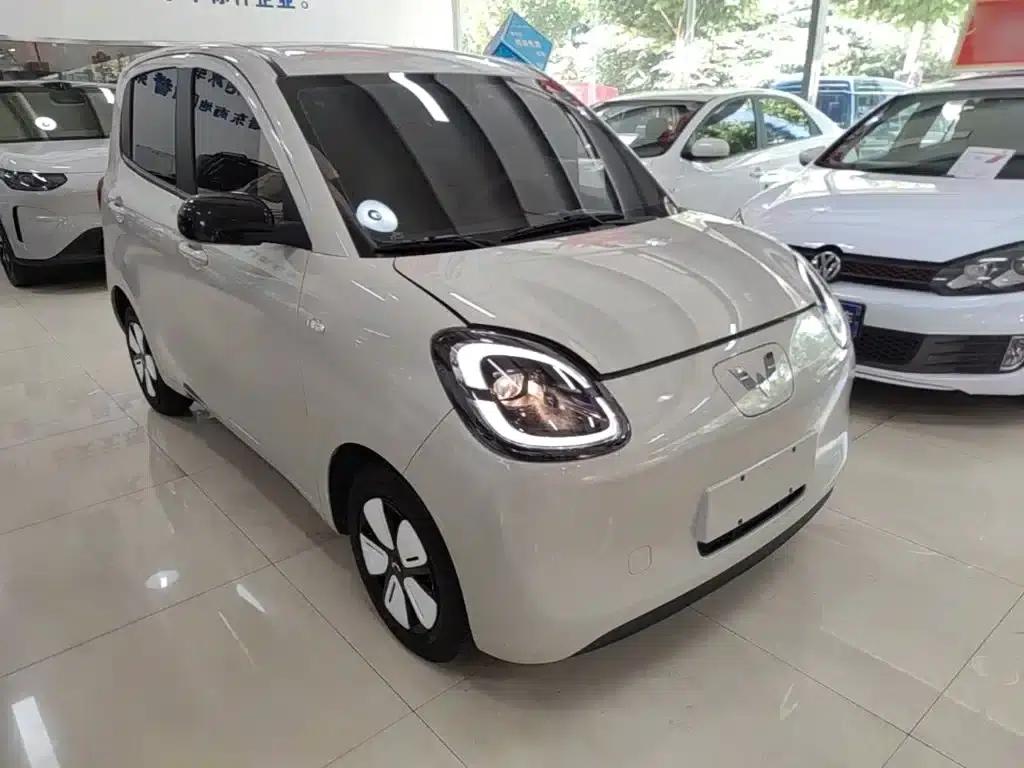 Hongguang MINIEV 2025 Fourth Generation Four-Door Advanced Model — миниатюра 4