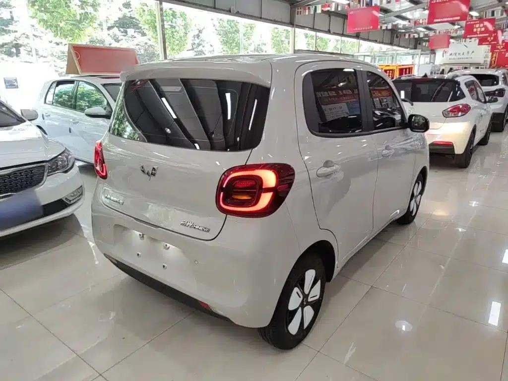 Hongguang MINIEV 2025 Fourth Generation Four-Door Advanced Model — миниатюра 7