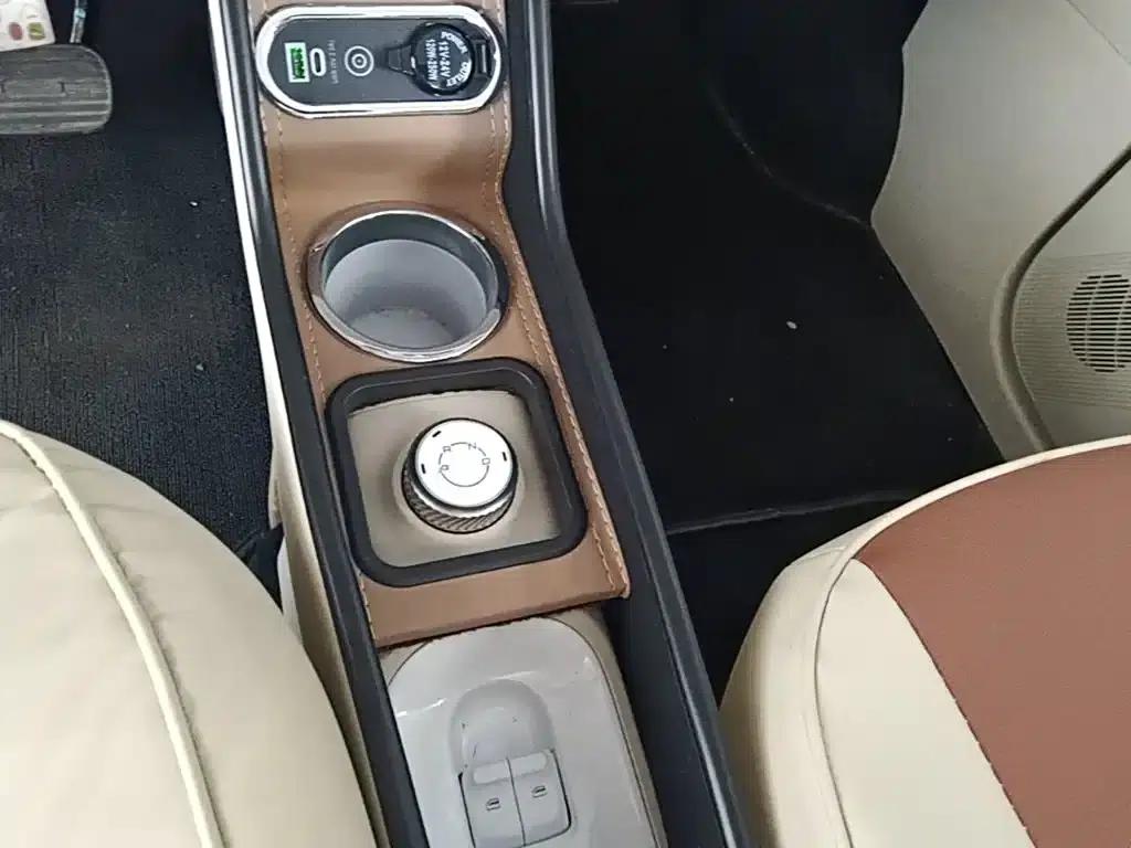 Hongguang MINIEV 2024 Third Generation 215km/h Advanced Edition — миниатюра 14