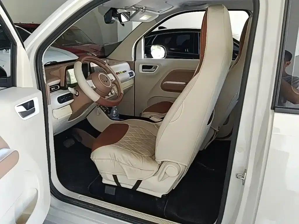 Hongguang MINIEV 2024 Third Generation 215km/h Advanced Edition — миниатюра 15