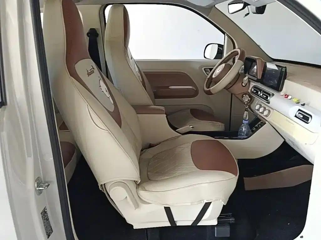 Hongguang MINIEV 2024 Third Generation 215km/h Advanced Edition — миниатюра 25