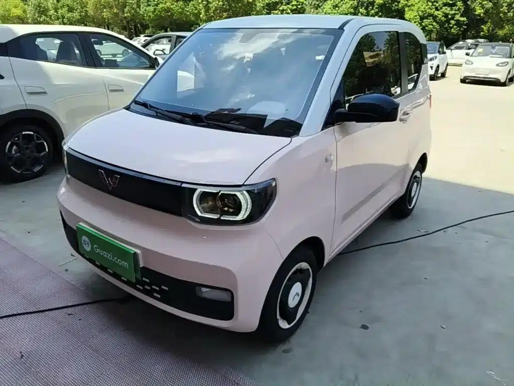 Hongguang MINIEV 2021 Macaron Premium Edition (Lithium Iron Phosphate) — миниатюра 1