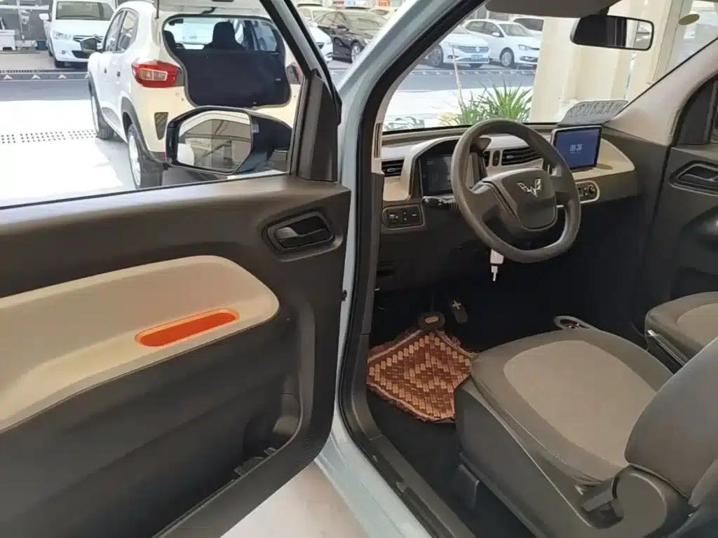 Hongguang MINIEV 2020 Comfort Edition (Ternary Lithium) — миниатюра 16