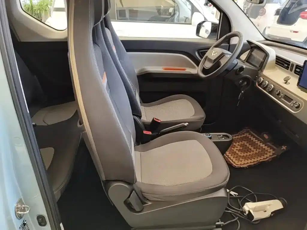 Hongguang MINIEV 2020 Comfort Edition (Ternary Lithium) — миниатюра 25
