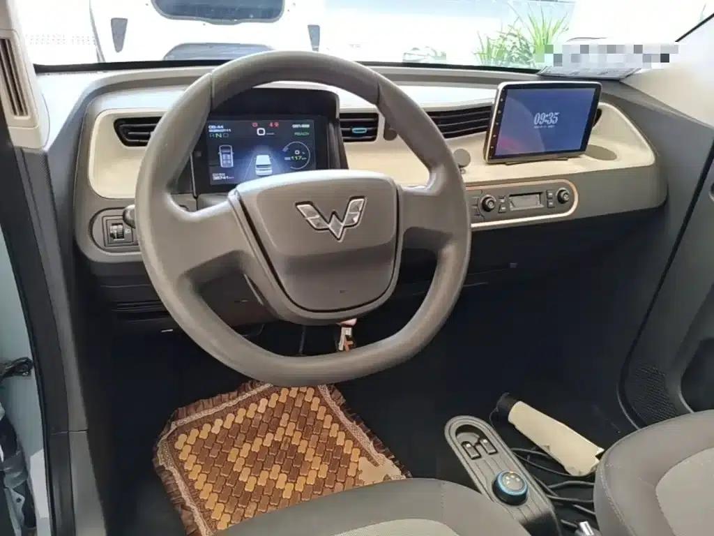 Hongguang MINIEV 2020 Comfort Edition (Ternary Lithium) — миниатюра 10