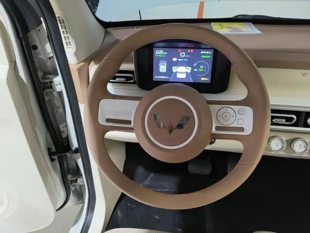 Hongguang MINIEV 2024 Third Generation 215km/h Youth Edition — миниатюра 11