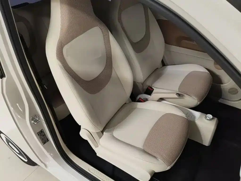 Hongguang MINIEV 2024 Third Generation 215km/h Youth Edition — миниатюра 25