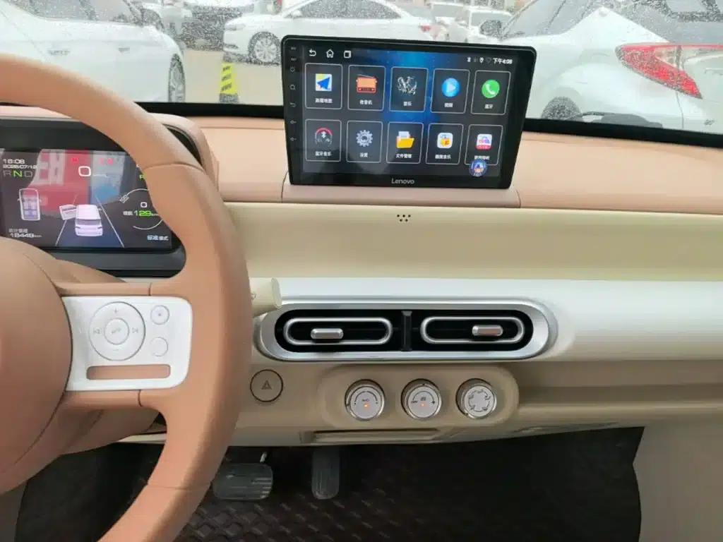 Hongguang MINIEV 2024 Third Generation 215km/h Youth Edition — миниатюра 13