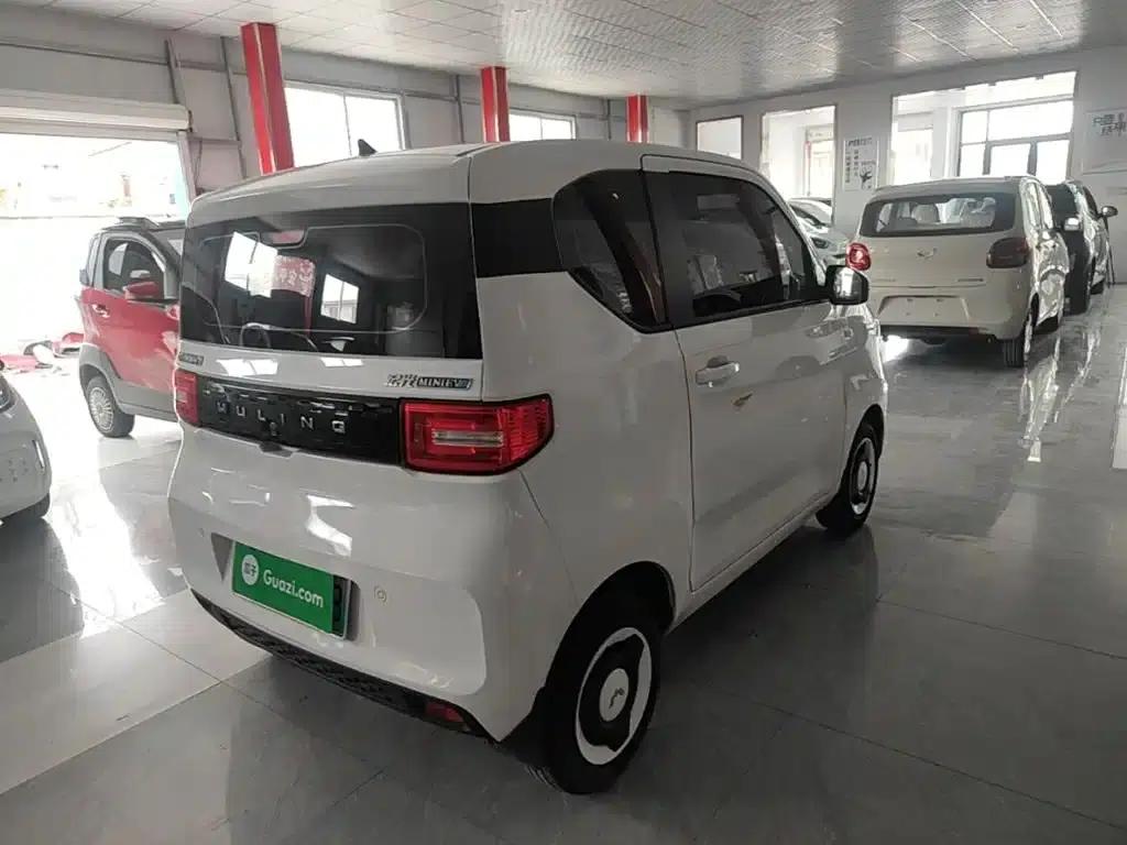 Hongguang MINIEV 2022 Comfort Edition (Ternary Lithium) — миниатюра 7