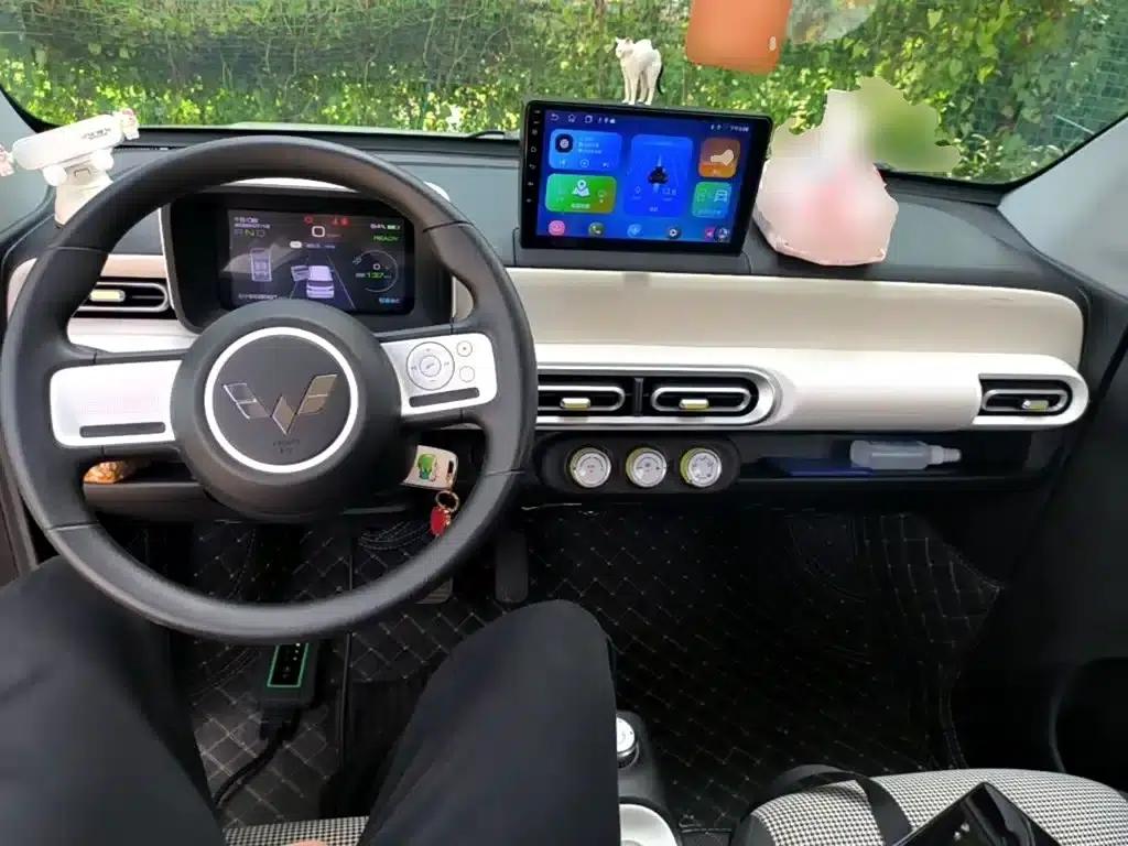 Hongguang MINIEV 2024 Third Generation 215km/h Youth Edition — миниатюра 10