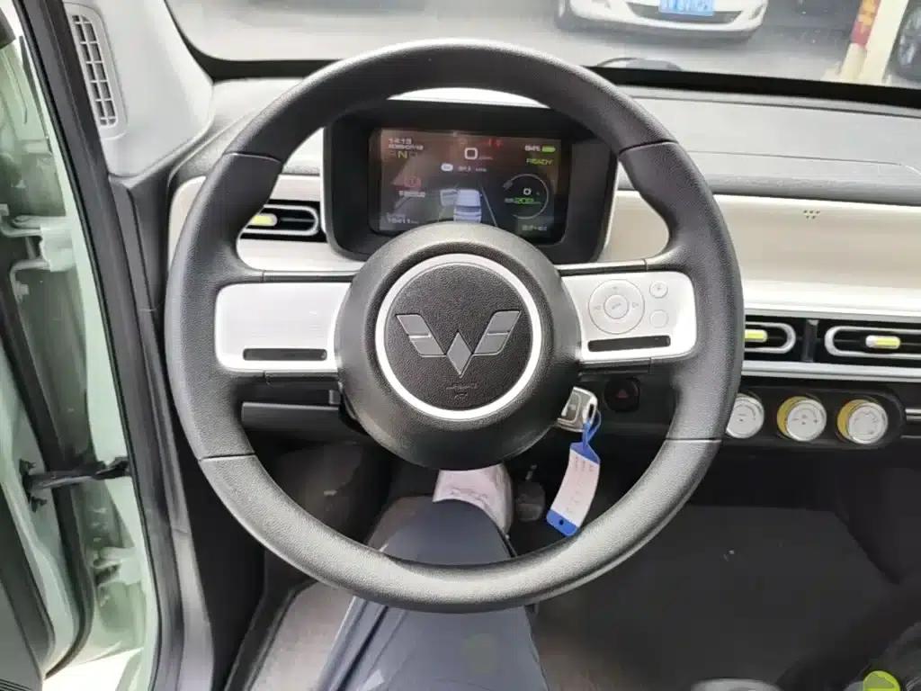 Hongguang MINIEV 2024 Third Generation 215km/h Youth Edition — миниатюра 11