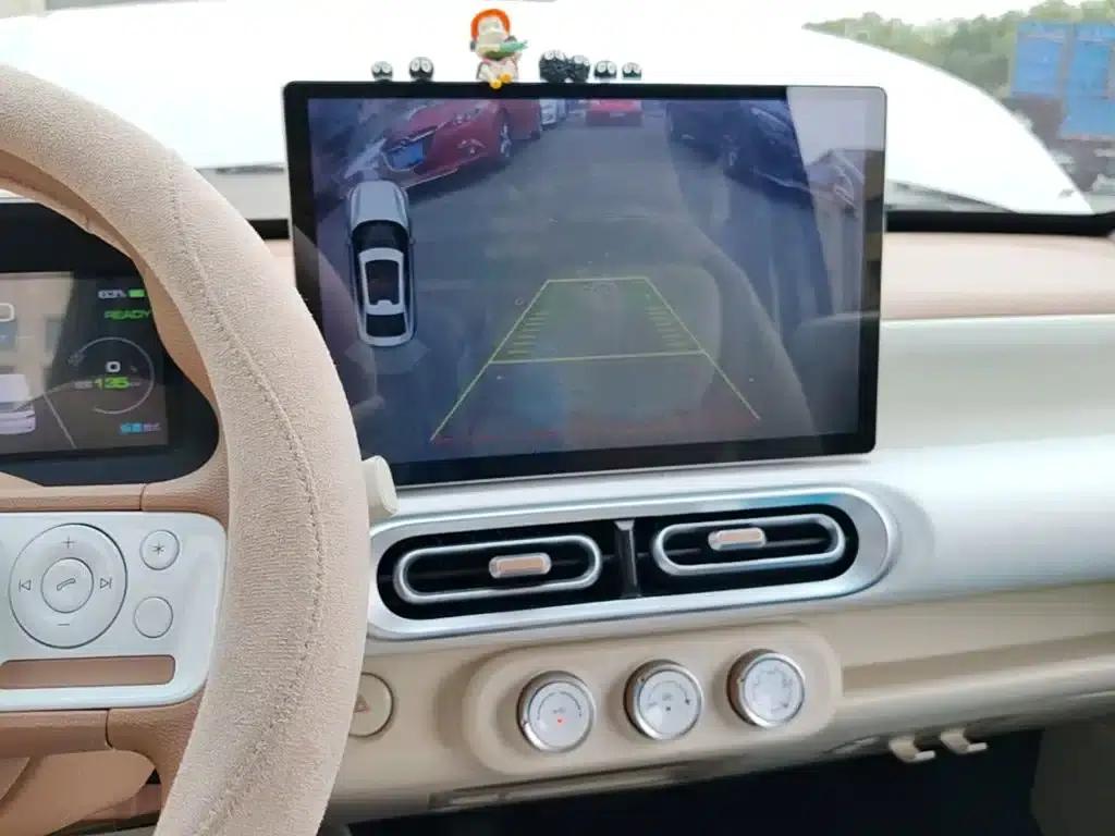 Hongguang MINIEV 2024 Third Generation 215km/h Youth Edition — миниатюра 13