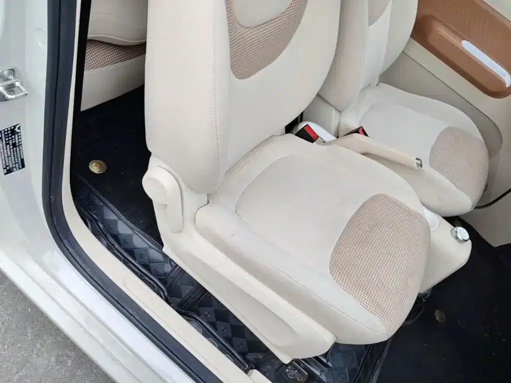 Hongguang MINIEV 2024 Third Generation 215km/h Youth Edition — миниатюра 25