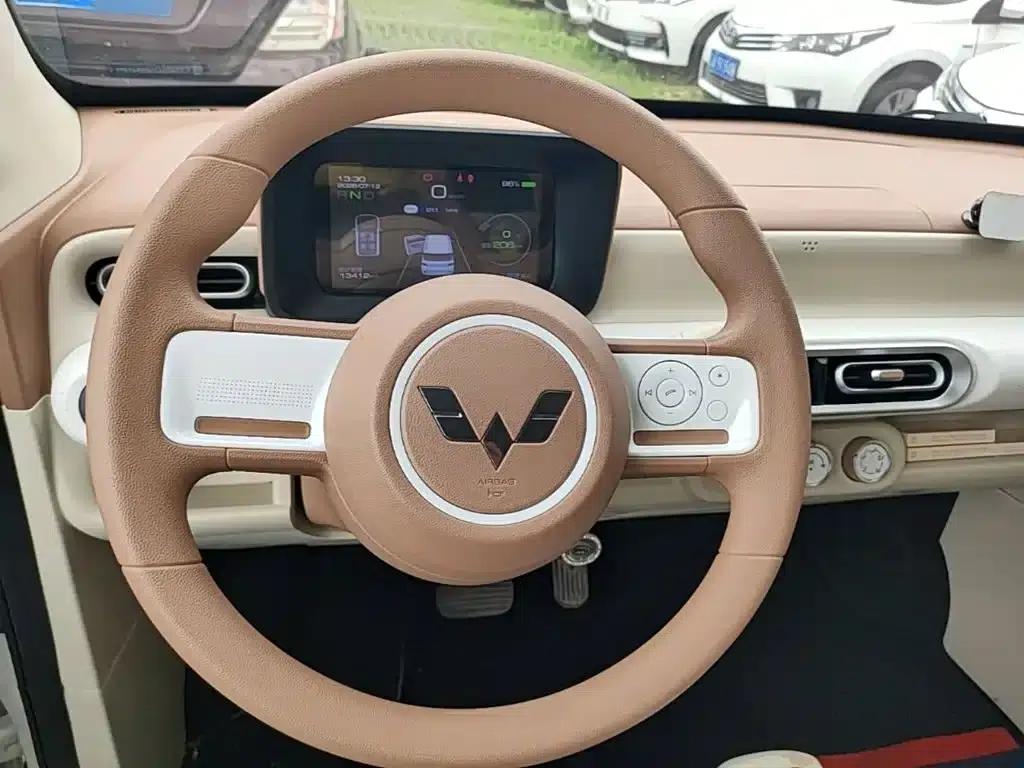 Hongguang MINIEV 2024 Third Generation 215km/h Youth Edition — миниатюра 11
