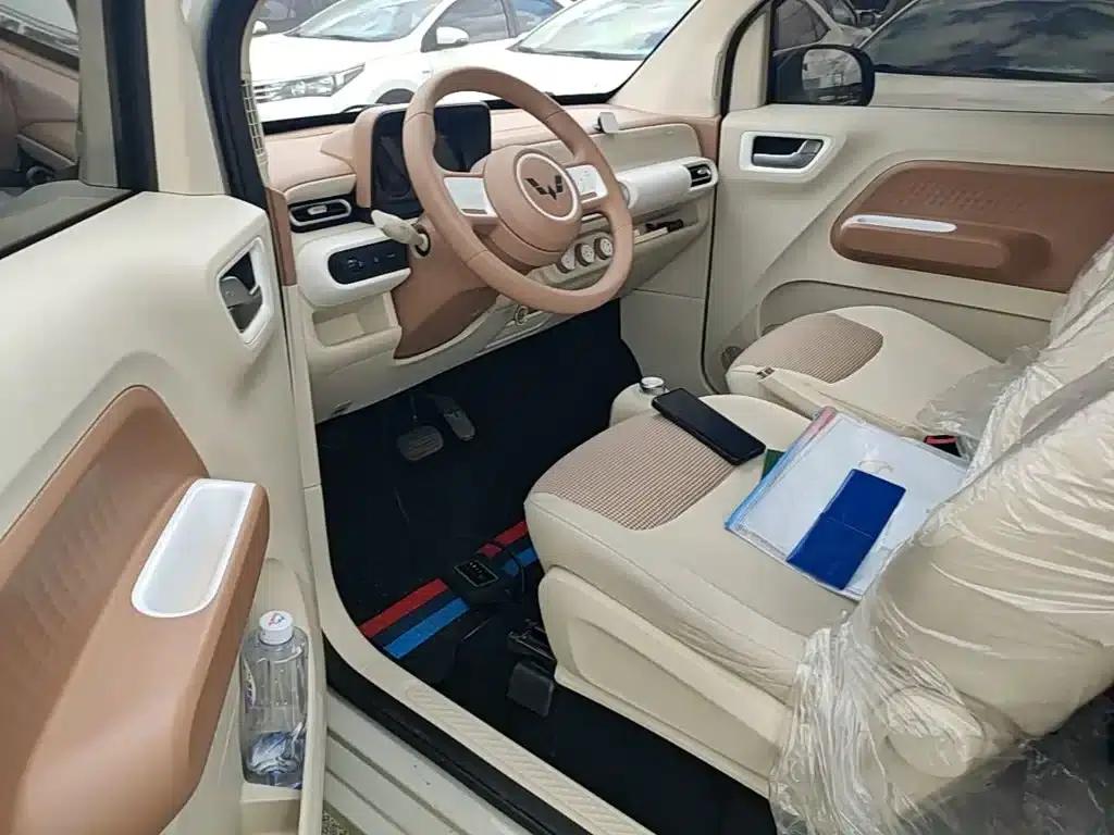 Hongguang MINIEV 2024 Third Generation 215km/h Youth Edition — миниатюра 17