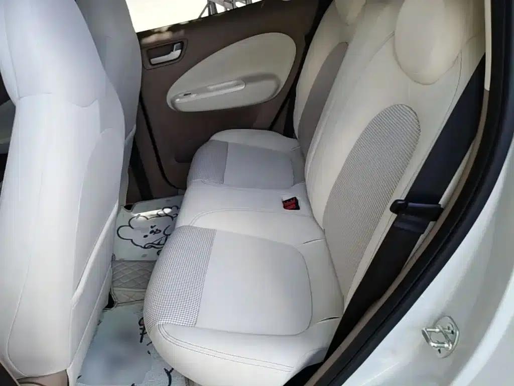 Hongguang MINIEV 2025 Fourth Generation Four-Door Advanced Model — миниатюра 17