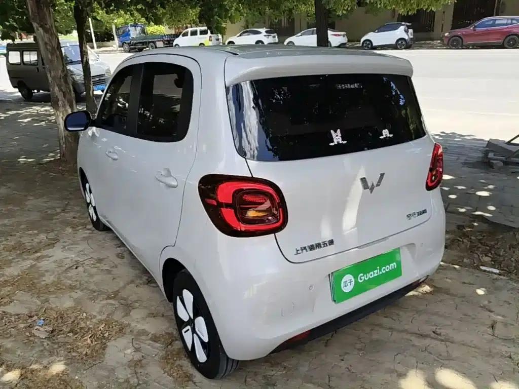 Hongguang MINIEV 2025 Fourth Generation Four-Door Advanced Model — миниатюра 5