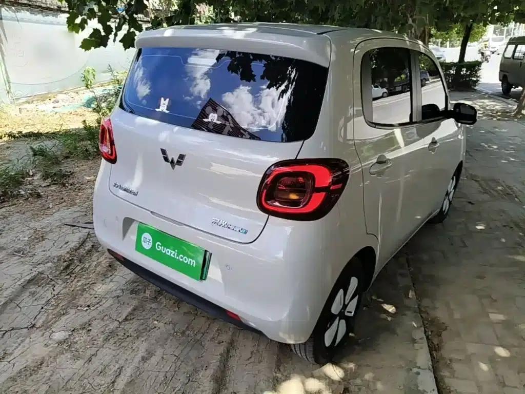 Hongguang MINIEV 2025 Fourth Generation Four-Door Advanced Model — миниатюра 7