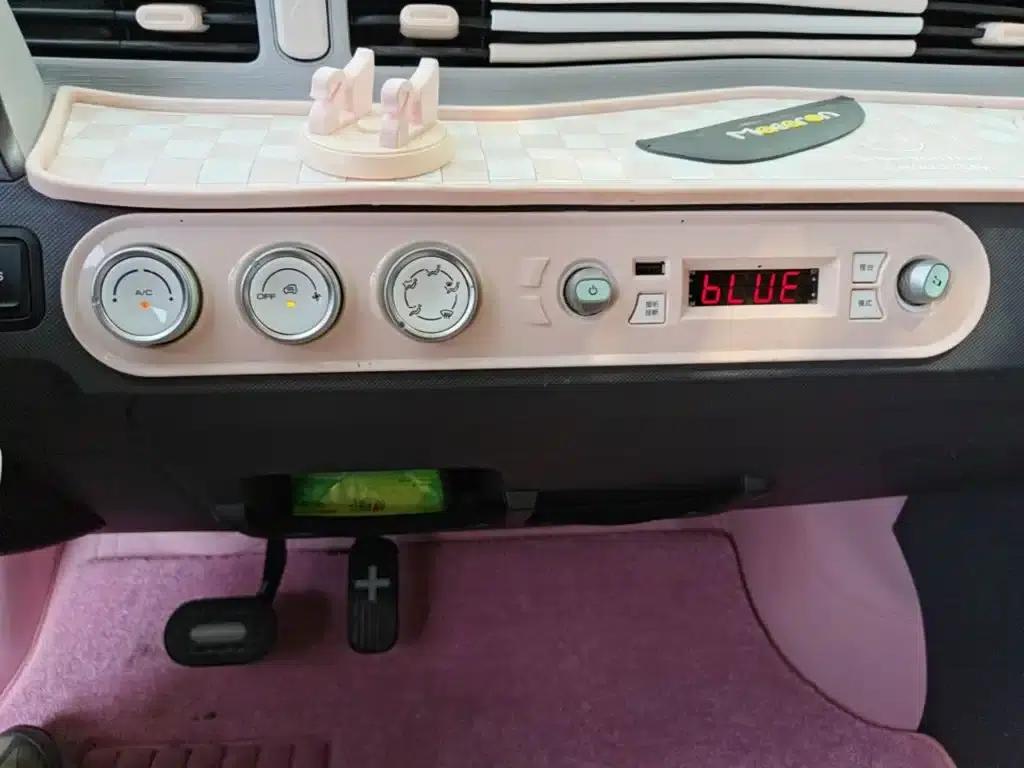Hongguang MINIEV 2021 Macaron Premium Edition (Lithium Iron Phosphate) — миниатюра 13