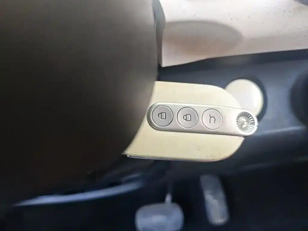 Hongguang MINIEV 2024 Third Generation 215km/h Advanced Edition — миниатюра 9